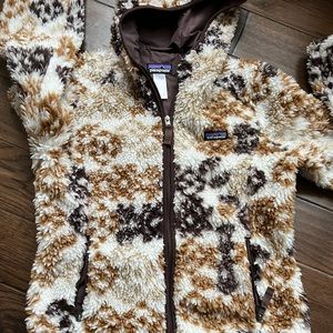 Patagonia teddy bear size L